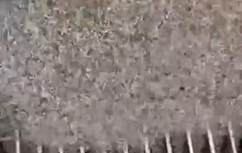 雙輥液壓式制砂機(jī)